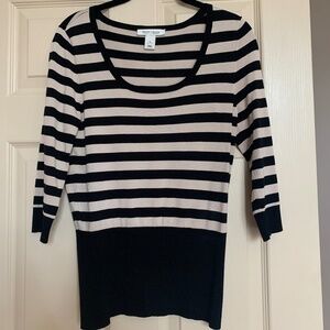 White House Black Market Black/Tan Striped Pullover Sweater sz S